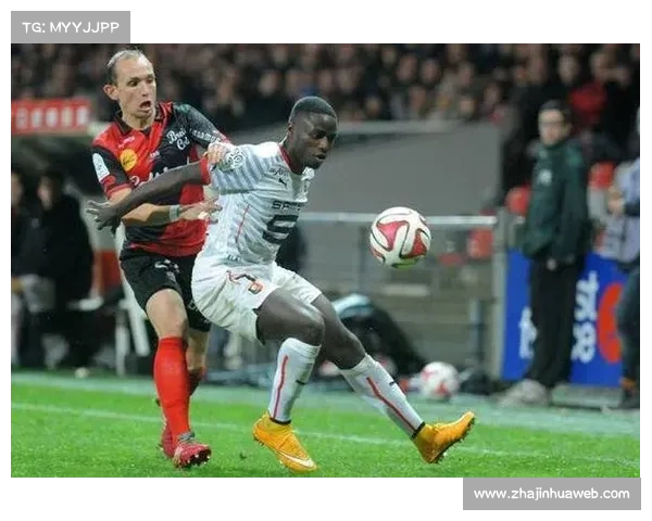 雷恩临时主帅坦布雷制定铁桶阵战术,主场迎战七连胜巴黎圣日耳曼 雷恩临时主帅坦布雷制定铁桶阵战术,主场迎战七连胜巴黎圣日耳曼